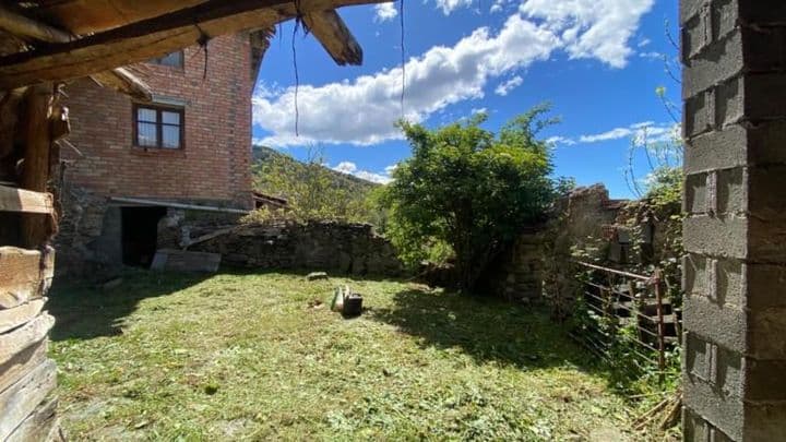 Charming Village House with Land in [Location] - Perfect for Rural Tourism