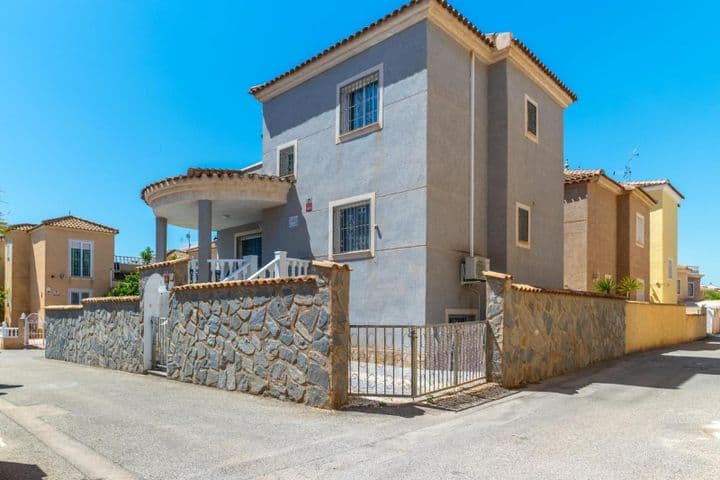 Stunning Detached Villa in Playa Flamenca, Near La Zenia Boulevard