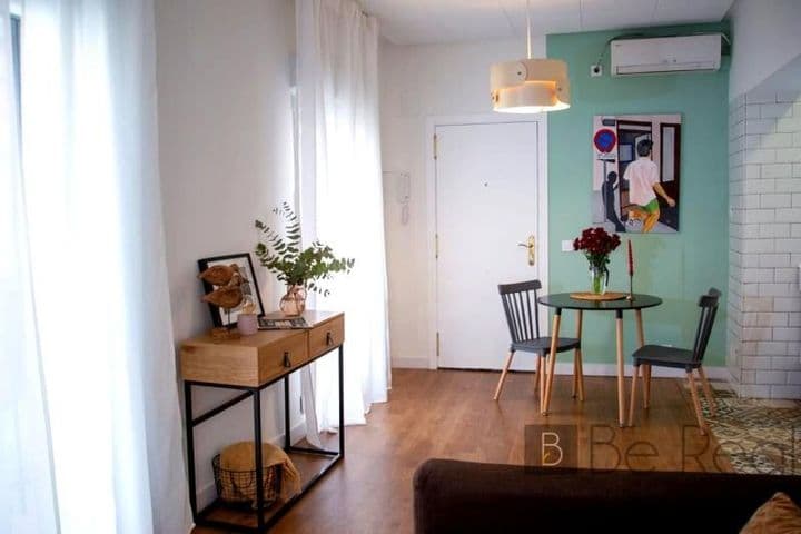 Charming 1-Bedroom Apartment in Puerta del Ángel, Madrid