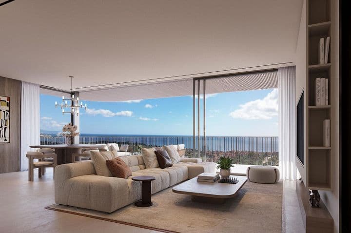 Stunning Retreat in Casares Costa