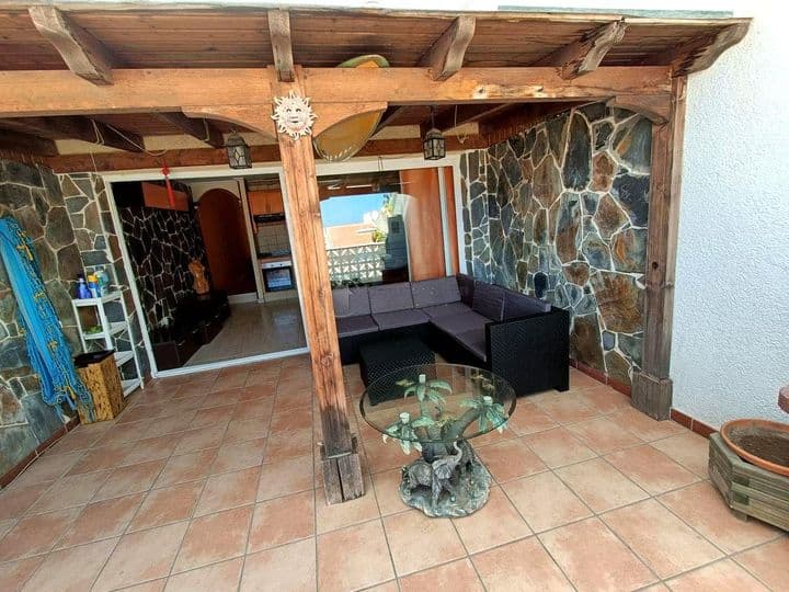 Charming 2-Bedroom Retreat in Torviscas Alto