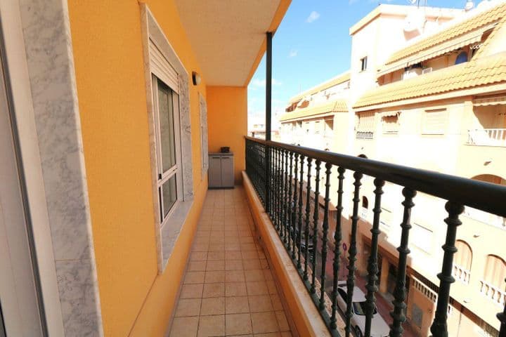 Charming 3-Bedroom Apartment in the Heart of Torrevieja