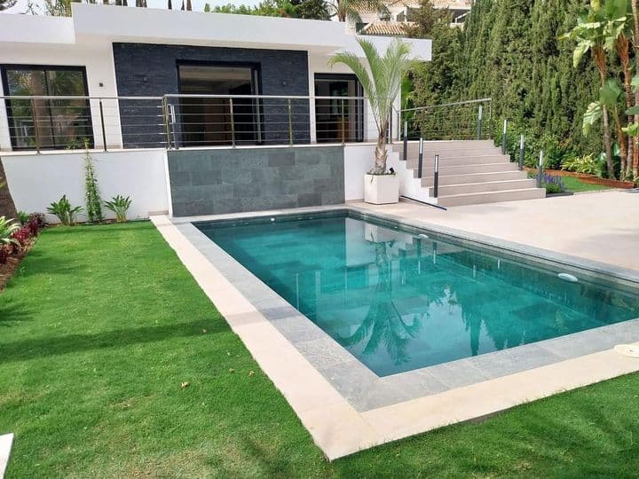 Stunning 6 sovrum Villa i Atalaya - Modern Living väntar!