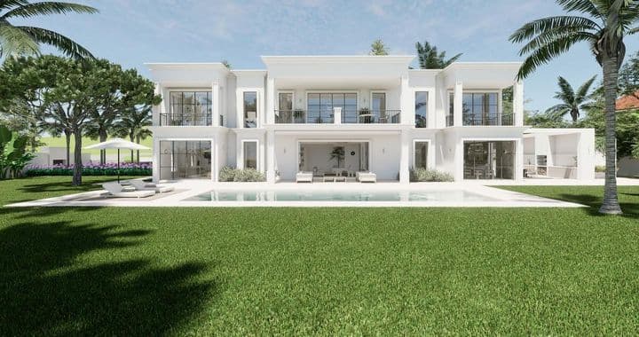 Lyxig villa med fantastisk havs- och golfutsikt i El Paraíso Alto