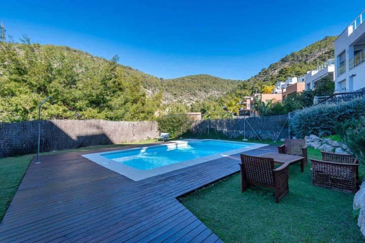 Stunning Villa in Montgavina, Sitges - Spacious & Sun-Kissed Living