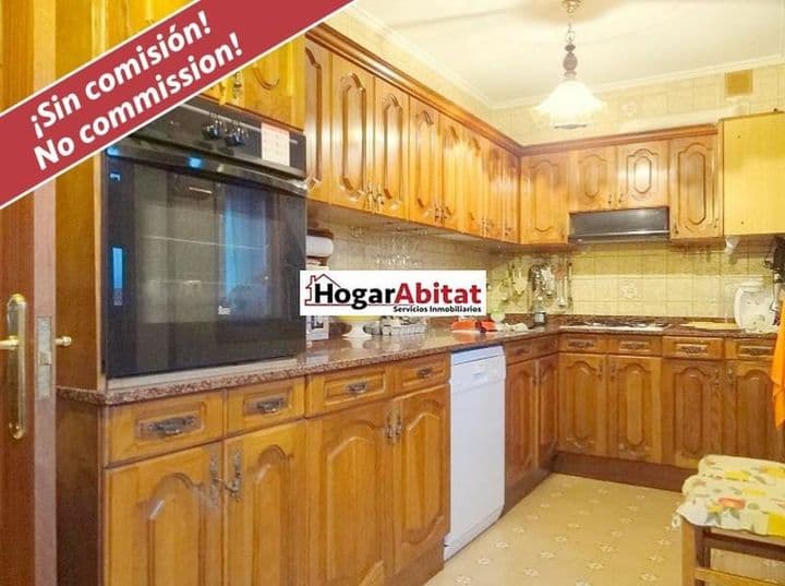 Bright & Spacious 4-Bedroom Apartment in Reinosa, Perfectly Located!