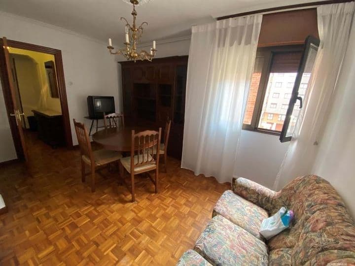 Charming City Center Apartment, Just Steps from Metro in [City Name]