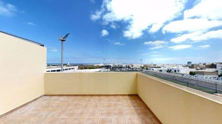 Stunning Apartment in Arrecife, Lanzarote - Prime Location & Comfort