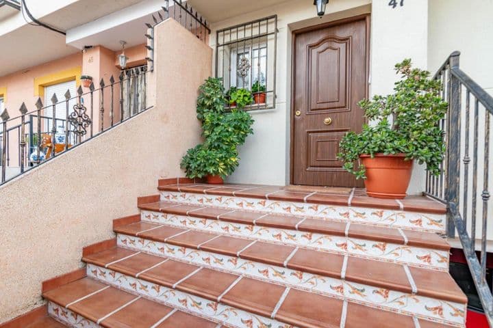 Stunning Townhouse in Cijuela - Move-in Ready!