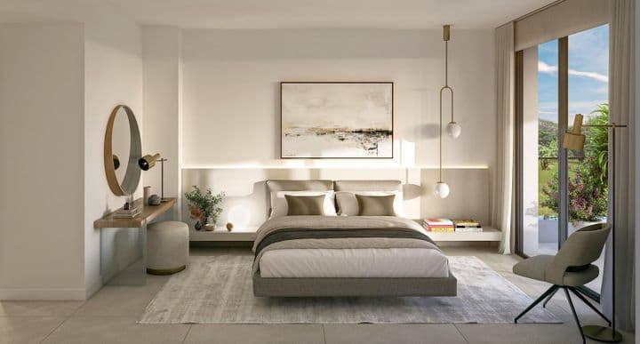 Exclusive Villas in Serene Green Valley