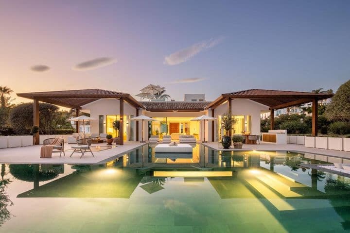 Stunning Mediterranean Oasis in Nueva Andalucía, Marbella