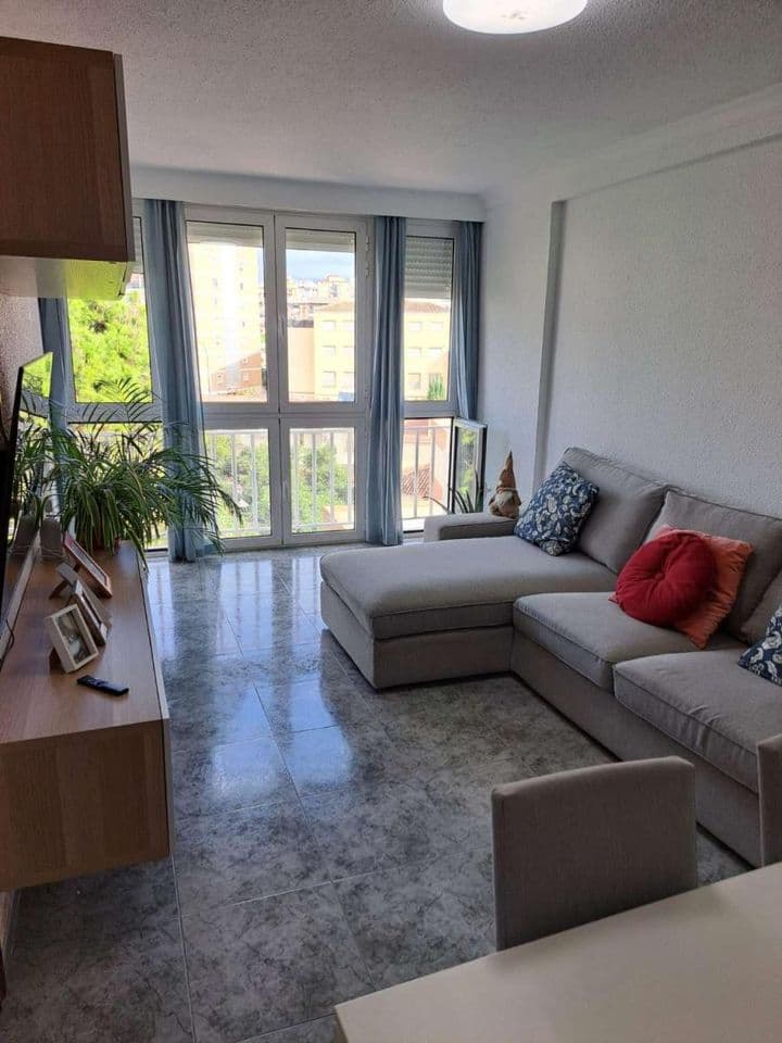 Cozy Apartment Just 400 Meters from the Beach in Malaga City