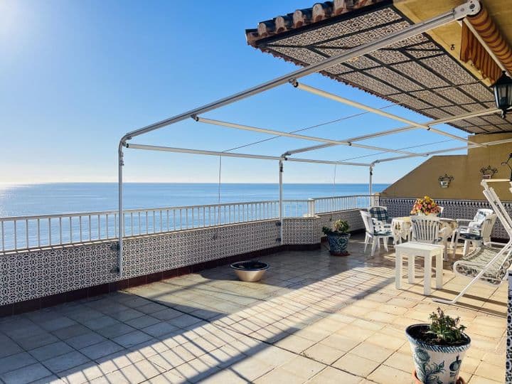 Stunning Beachfront Penthouse with Sea Views in Almuñécar