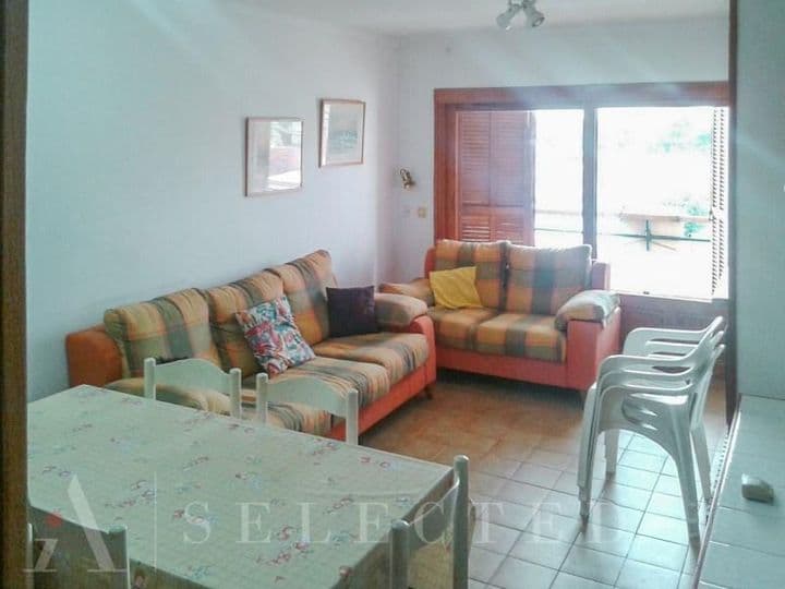 Charming 3-Bed Flat in the Heart of Puerto de Alcudia with Private Parking