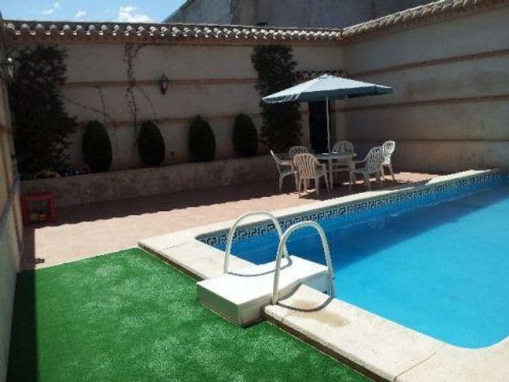 Spacious Family Home in Almagro, Ciudad Real - Your Dream Awaits!