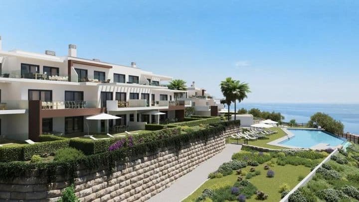 Fantastisk havsutsikt Penthouse i Casares Costa, Málaga