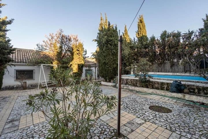 Charming Home with Pool in Bellavista, Cájar