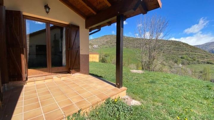 Chalet for Sale in Beautiful Neril, Pyrenees