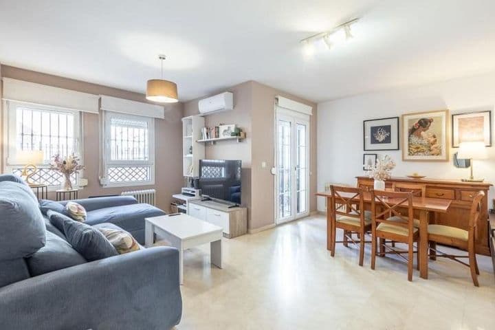 Bright 2-Bedroom Apartment with Large Terrace in a Quiet Neighborhood