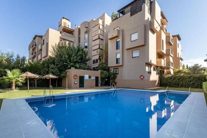 Spacious 3-Bedroom Apartment in Parque Almunia, Granada