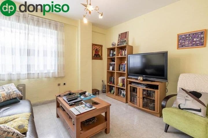 Encantador apartamento com 2 quartos em El Realejo, Granada – Apenas a 3 minutos do centro!