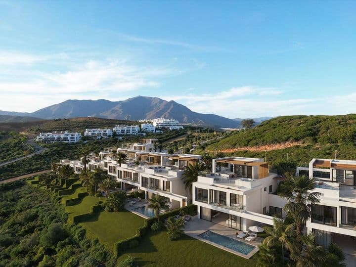 Luxus-Villas in Casares Costa mit Panoramablick