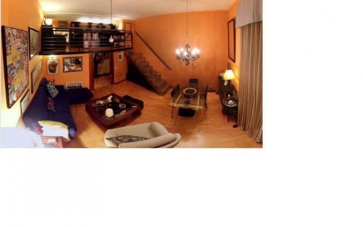 Charming 97m² Apartment with Jacuzzi and Private Garden in Zona Centro