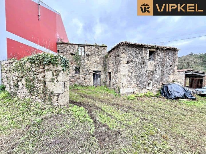 Charming Renovation Opportunity in Loureda Area, Arteijo