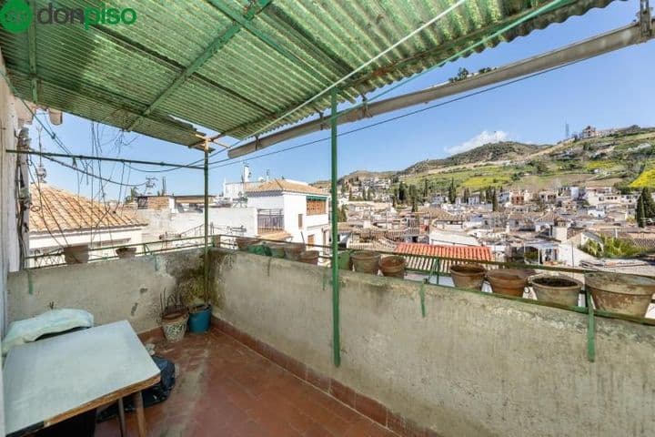 Charming Fixer-Upper in the Heart of Albaicín