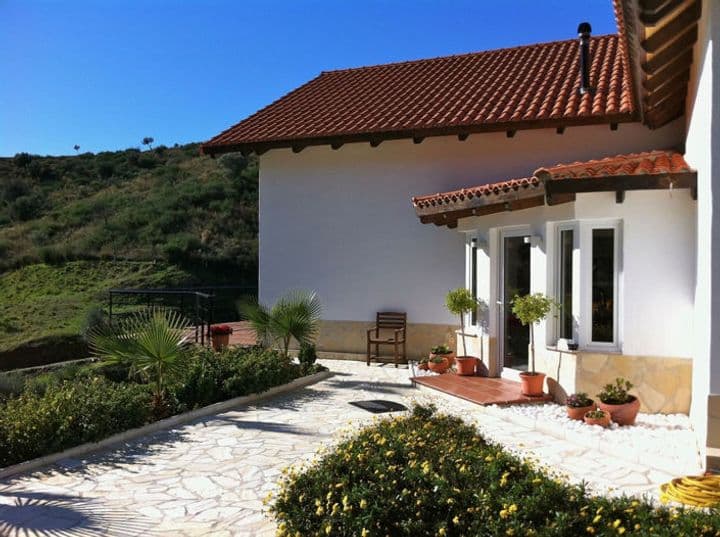 Bungalow con encanto en Sunnyvale, CA - Perfecto para los compradores de primera hora