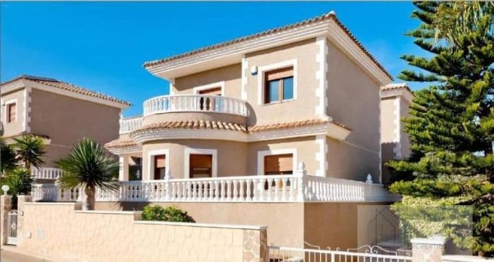 Charming New Build Villa in Torrevieja - Just 2km from the Beach!