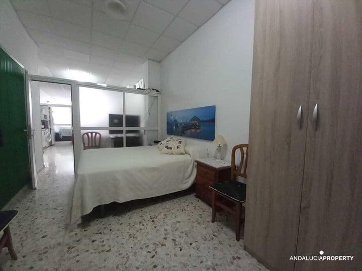 Charming Ground Floor Apartment in La Chucha