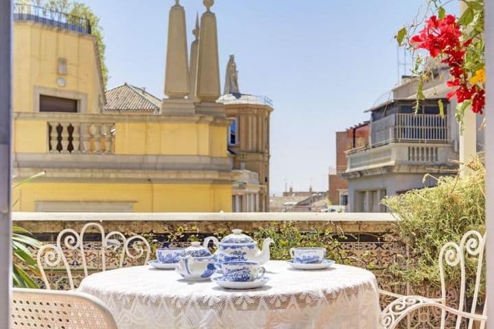 Penthouse Paradise in the Heart of Granada