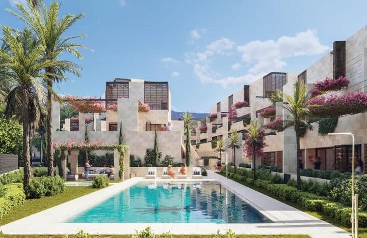 Luxury Split-Level Flats in Estepona's New Golden Mile