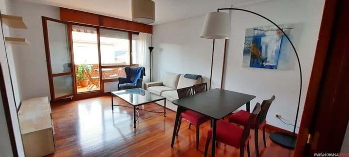 Charming Apartment for Rent in Central Gorliz