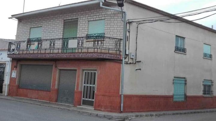 Spacious Semi-Detached House in Casas de Fernando Alonso, Cuenca