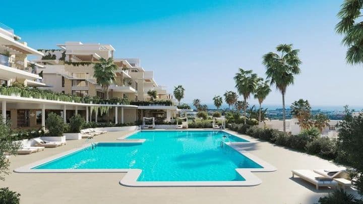 Modern Apartment with Sea Views in La Resina, Estepona