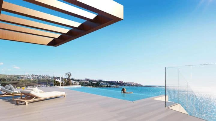 Luxurious 2 camere da letto duplex con piscina privata in Estepona