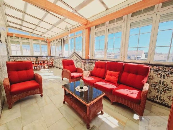 Stunning 3-Bedroom Penthouse Just 400m from the Beach in Guardamar del Segura