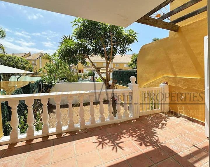 Stunning Townhouse in El Camisón, Playa de las Américas