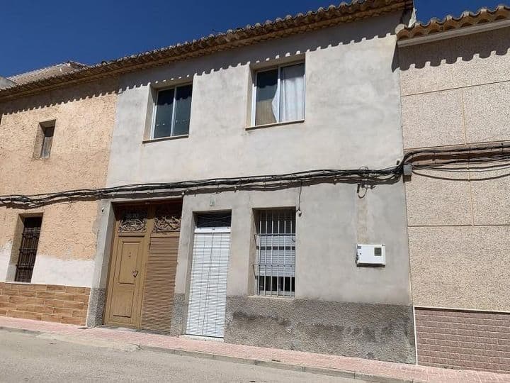 Charming Townhouse in Historic Caudete - Perfect Location!