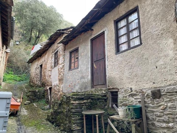 Casa en Valdefrancos: Proyecto de Renovación a Tu Medida