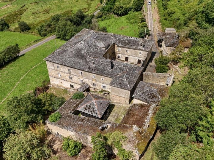 Charming 18th Century Manor in Western Asturias