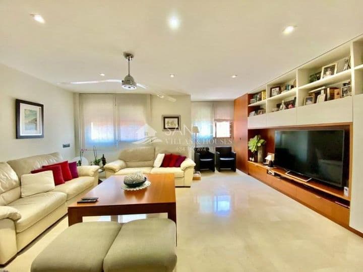 Stunning Luxury Apartment in the Heart of Murcia, Abenarabi Street