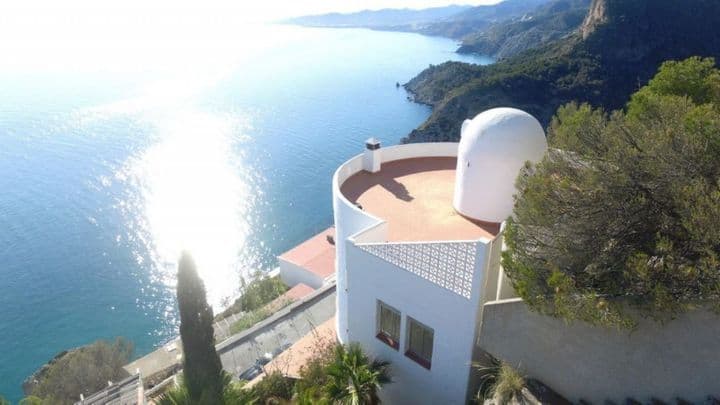 Stunning Villa with Sea Views in Cerro Gordo, Almuñécar