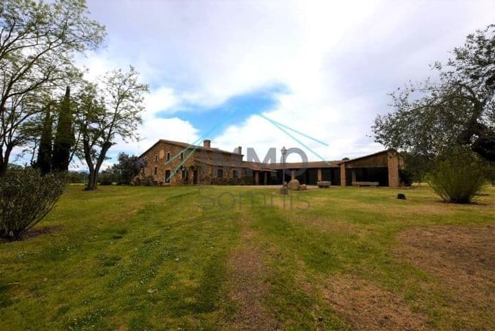 Charming Renovated Farmhouse in Llagostera, Girona