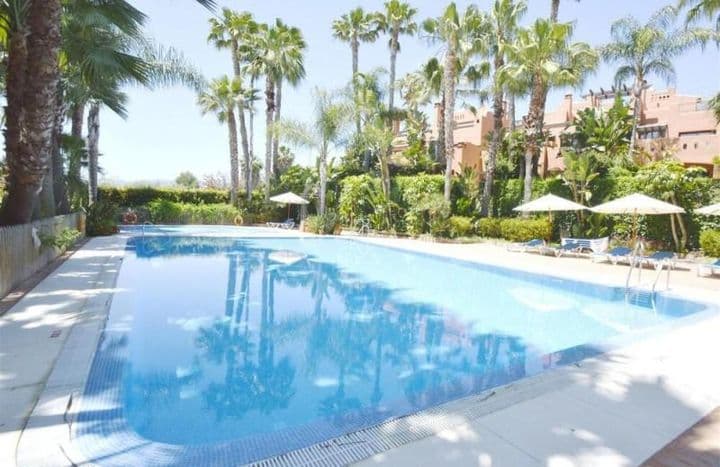 Luxury Townhouse in Altos de Puente Romano, Marbella Golden Mile