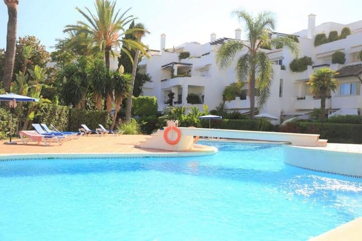 Stunning Ground Floor Apartment with Garden in Alhambra Del Mar, Marbella