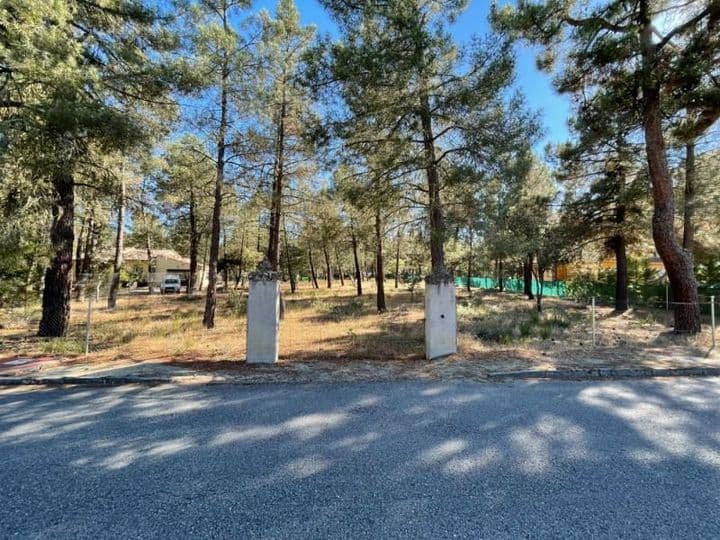 Amazing 2,500 m² Plot in Pinar Jardín, Marugán (Segovia)