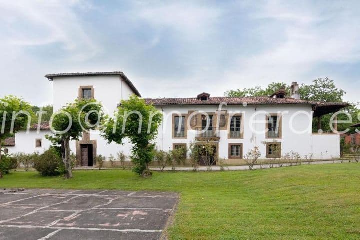 Historic Palacio de Marcenado in Latores, Oviedo